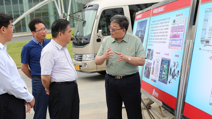 市委书记项雪龙一行莅临pa旗舰厅药业视察调研